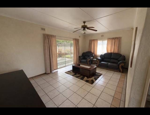 4 BEDROOM HOUSE FOR SALE IN PELHAM